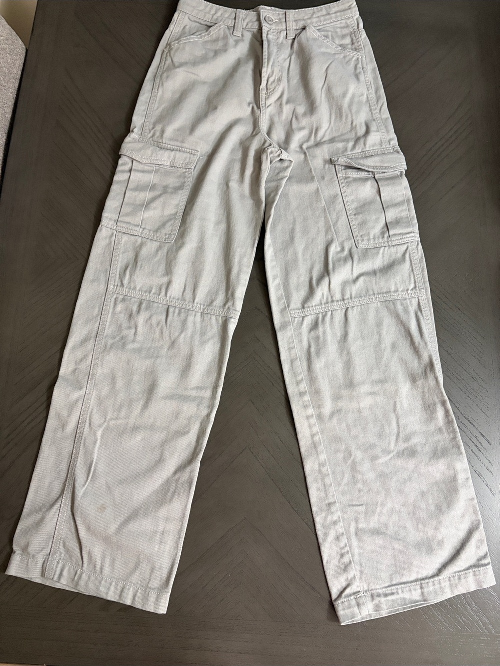 H&M Divided Cargo Pants Womens 2
Gray Utility Pockets Wide Leg